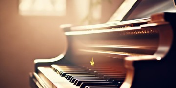 陪了你18年的人到底是哪首歌？